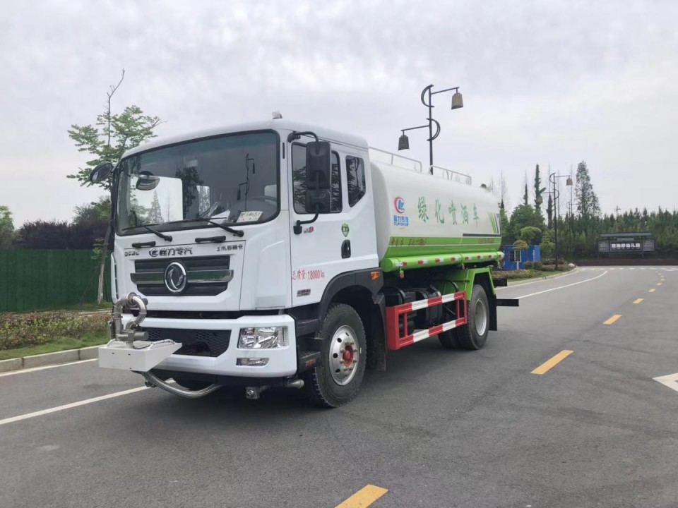 東風(fēng)145灑水車(chē) 東風(fēng)145灑水車(chē)